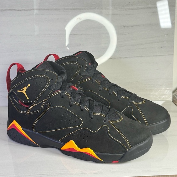Jordan Other - Black and Red Jordan Sneakers